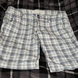 Vintage Hollister brumuda shorts